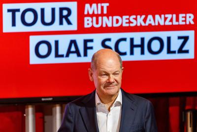 Olaf Scholz in Cottbus-stock-foto