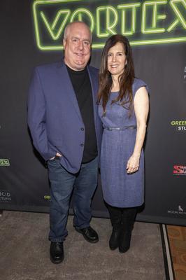 Joe O’Connell mit Ehefrau Elizabeth-stock-foto