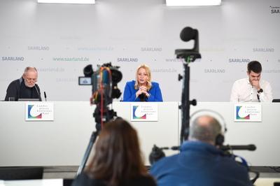 Landespressekonferenz-stock-foto