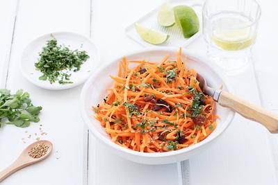 salat,rohkost,m?hrensalat,salate,karottensalat,mohrr?bensalat ** salad,crudite,carrot salad,low fat,salads,crudites,raw-stock-foto