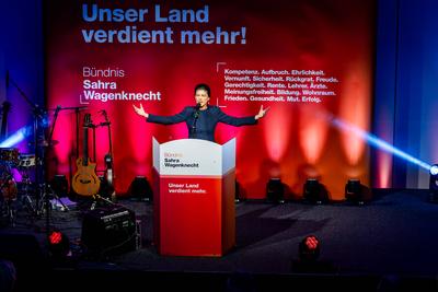 11.02.2025, GER, News / Politik, BSW Buendnis Sahra Wagenknecht Wahlkampftour ?Sahra kommt! - Unser Land verdient mehr.? zur Bundestagswahl 2025-stock-foto