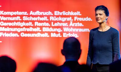 11.02.2025, GER, News / Politik, BSW Buendnis Sahra Wagenknecht Wahlkampftour ?Sahra kommt! - Unser Land verdient mehr.? zur Bundestagswahl 2025-stock-foto