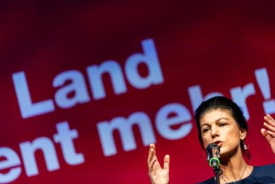 11.02.2025, GER, News / Politik, BSW Buendnis Sahra Wagenknecht Wahlkampftour ?Sahra kommt! - Unser Land verdient mehr.? zur Bundestagswahl 2025-stock-foto