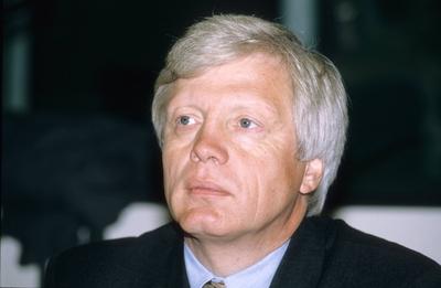 Bildnummer: 56781087  Datum: 01.08.1993  Copyright: imago/teutopressDr. G?nter Struve 08/93 te quer Portrait seri?s Sakko Krawatte grauhaarig Mann Fernsehen Management Intendanz ernst People xdp x0x 1993 quer  56781087 Date 01 08 1993 Copyright Imago teutopress Dr G?nter Struve 08 93 Te horizontal Portrait seriously Jacket Tie grauhaarig Man Television Management Management Ernst Celebrities XDP x0x 1993 horizontal-stock-foto
