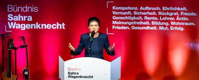 11.02.2025, GER, News / Politik, BSW Buendnis Sahra Wagenknecht Wahlkampftour ?Sahra kommt! - Unser Land verdient mehr.? zur Bundestagswahl 2025-stock-foto