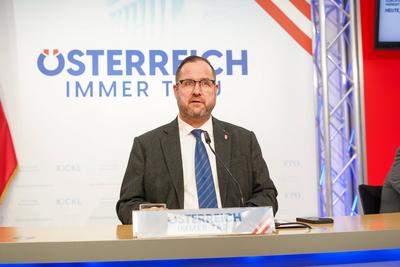 12.02.2025 - ?sterreich, Wien, Europa: Pressekonferenz - Statement der Freiheitlichen Partei (FP?) zu den Regierungsverh-stock-photo