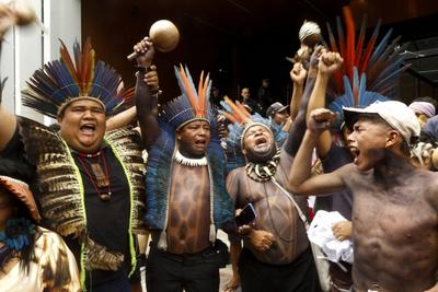 Alepa Revoga Lei 10820-stock-foto