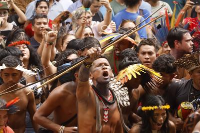 Alepa Revoga Lei 10820-stock-foto