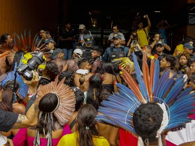 Alepa Revoga Lei 10820-stock-foto