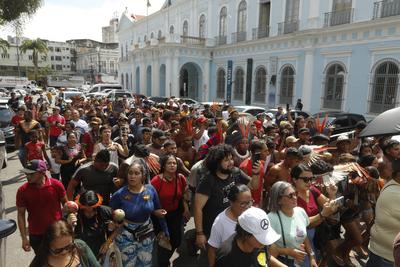 Alepa Revoga Lei 10820-stock-foto