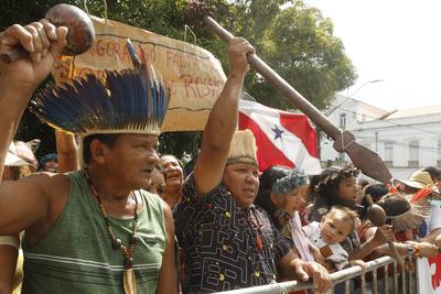 Alepa Revoga Lei 10820-stock-foto