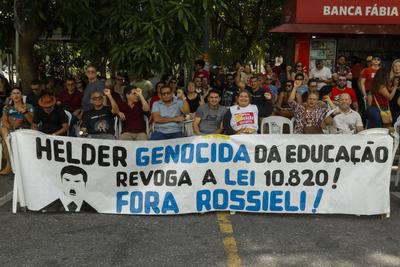 Alepa Revoga Lei 10820-stock-foto