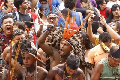 Alepa Revoga Lei 10820-stock-foto