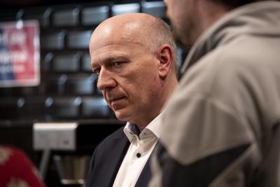 Berlins Regierender B?rgermeister Kai Wegner besucht den 'Ort der W?rme' im Humboldt Forum am 12.02.2025-stock-foto