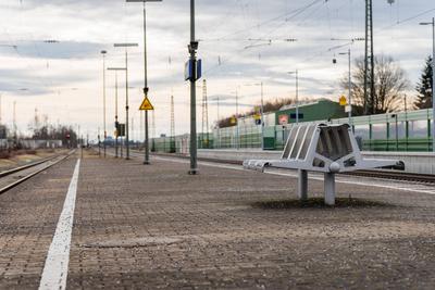 Gablingen, Bavaria, Germany - January 26, 2024: GDL strike symbolic image, an abandoned train station without trains or-stock-foto