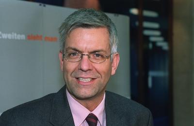 Dr. Thomas Bellut (TV-Journalist) 12/02 te Mann Medien Journalismus TV Fernsehen ZDF Zweite Zweites Deutsche Deutsches-stock-photo
