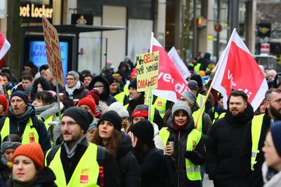 NH_News_Hamburg_TV?D-Streik_13022025-stock-foto