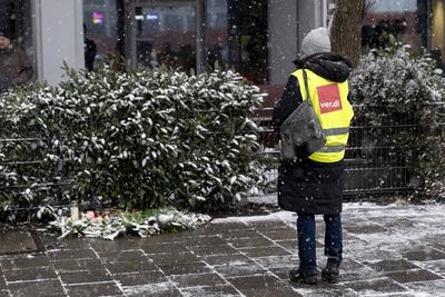 Commemorating suspescted terror attack-stock-foto