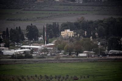 View of the Israeli Hawara camp. After a Palestinian tried to run over soldiers at the Shomron military gate, the car was shot at, killing the Palestinian-stock-foto