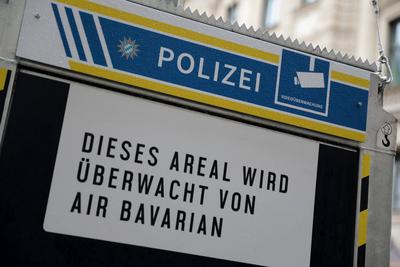 Sicherheitsvorkehrungen der Polizei im Bereich um das Hotel Bayerischer Hof zur M?nchner Sicherheitskonferenz 2025 (MSC).-stock-photo