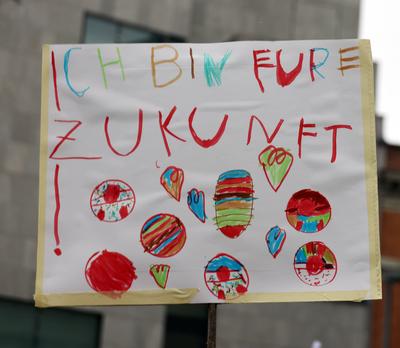 13.02.2025 Sachsen Anhalt Sachsen-Anhalt Sttreik Verdi ?ffentlicher Dienst mit Erziehern und Kinderg?rtnerinnen in Halle-stock-foto