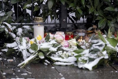 Commemorating suspescted terror attack-stock-foto