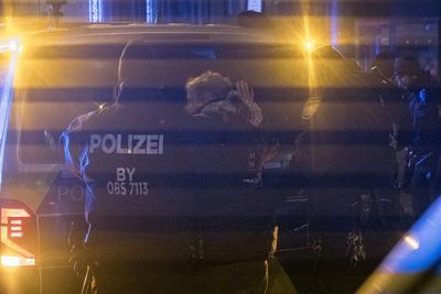 13.02.2025, Rechtsextreme Aktion am Tatort, M?nchen: Um den mutma?lichen Anschlag von M?nchen zu instrumentalisieren sam-stock-photo