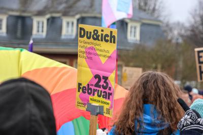 Demonstrationszug des CSD M?nster e.V. auf dem Schlo?platz-stock-photo