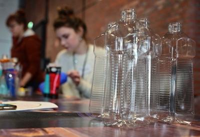 Die neue Ausstellung im Industriemuseum Chemnitz hei?t "fit-stock-photo