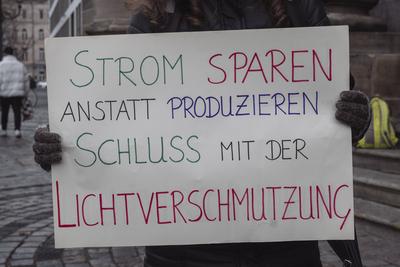 14.02.2025, Klimastreik FFF, N?rnberg: Unter dem Motto Die Ampel ist Geschichte wir die Zukunft! nahmen in N?rnberg mehr-stock-foto