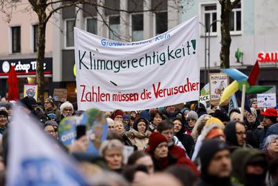 Klimastreik von Fridays for Future-stock-foto