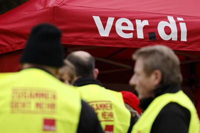 Verdi-Demo in Bonn-stock-foto