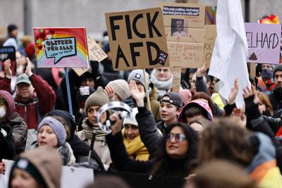 Gro?-Demo W?hl Liebe-stock-foto