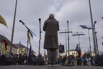 News Bilder des Tages 15.02.2025, Ukrainedemo, M?nchen: Unter dem Motto zur Unterst?tzung der Ukraine, Demokratie und ec-stock-foto