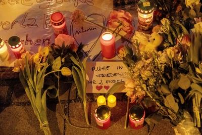 Commemorating suspescted terror attack-stock-foto