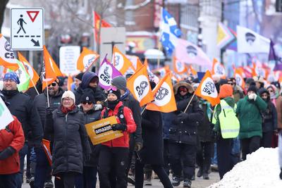 Protest Against Mass Layoffs of Amazon-stock-foto
