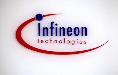 Bildnummer: 50350183  Datum: 13.11.2001  Copyright: imago/Sven SimonLogo der Infineon Technologies AG Logo der -Infineon Technologies AG-, Objekte; 2001, Elektronikindustrie, Technologieunternehmen, Chiphersteller; , quer, Kbdig, Einzelbild, Freisteller, Industrie, Wirtschaft, Logo, Logos, Deutschland,  , Wirtschaft-stock-foto