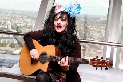 Nina Hagen Pressekonferenz mit Nina Hagen auf dem Funkturm zum Berliner Fest der Kirchen, Berlin Foto:xR.xHardex/xFutur-stock-foto