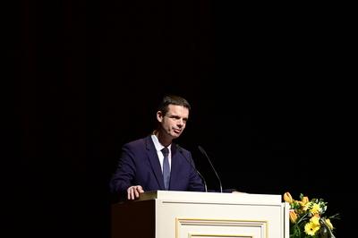Marko Bosnjak bei der Verleihung des Friedenspreis Dresden 2025 - International Peace Prize an den Europ?ischen Gerichts-stock-foto