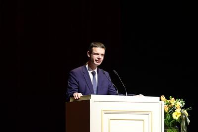 Marko Bosnjak bei der Verleihung des Friedenspreis Dresden 2025 - International Peace Prize an den Europ?ischen Gerichts-stock-foto