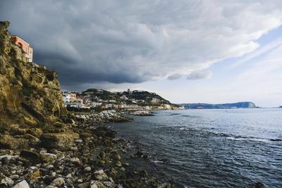 Earthquake today in Naples and Campi Flegrei, two strong tremors: magnitude 3.9.-stock-foto