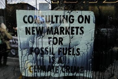 XR Protest at McKinsey in London-stock-foto