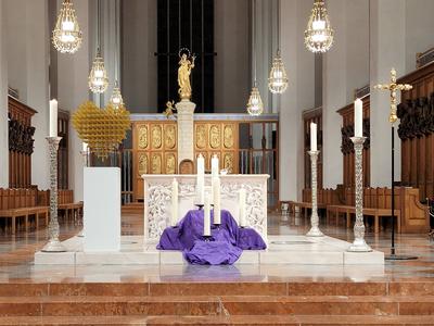 ?kumenischer Gedenkgottesdienst f?r die Opfer des Anschlags in M?nchen-stock-foto