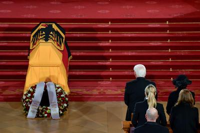Abschied von Altbundespraesident Horst Koehler in Berlin-stock-photo