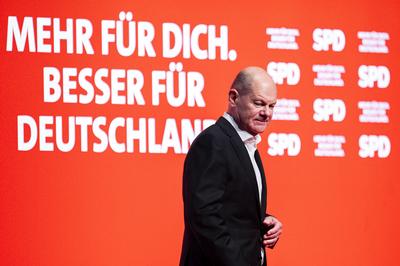 Olaf Scholz in Emden-stock-foto