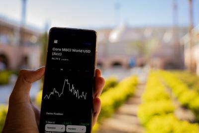 Themenbild - Depot mit ETF beim Neobroker Trade Republic Bank, 25.06.2024 Themenbild - Depot mit ETF beim Neobroker Trad-stock-photo