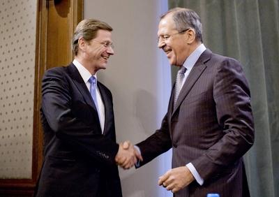 Bundesaussenminister Guido WESTERWELLE trifft in Moskau mit dem russischen Aussenminister Sergej LAW-stock-foto