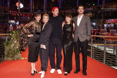 Johanna Moder, Julia Franz Richter, Hans L?w, Marie Leuenberger, Claes Bang-stock-foto