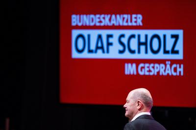 Olaf Scholz in Emden-stock-foto