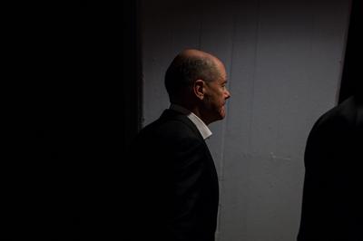 Olaf Scholz in Emden-stock-foto